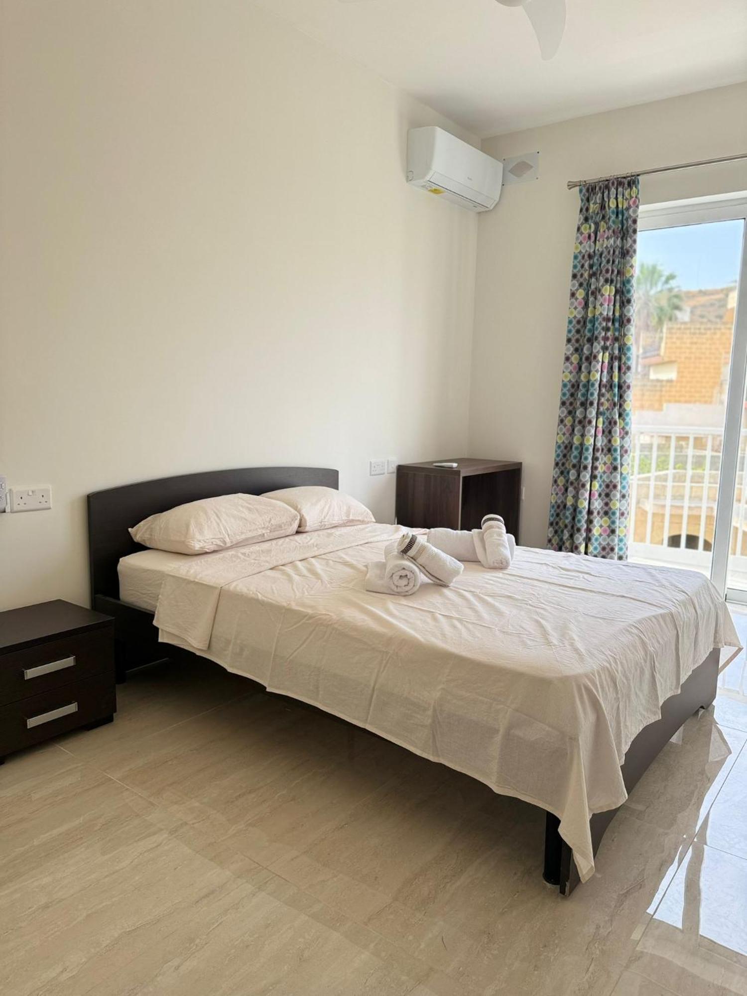Victoria Modern Apartment Bagian luar foto