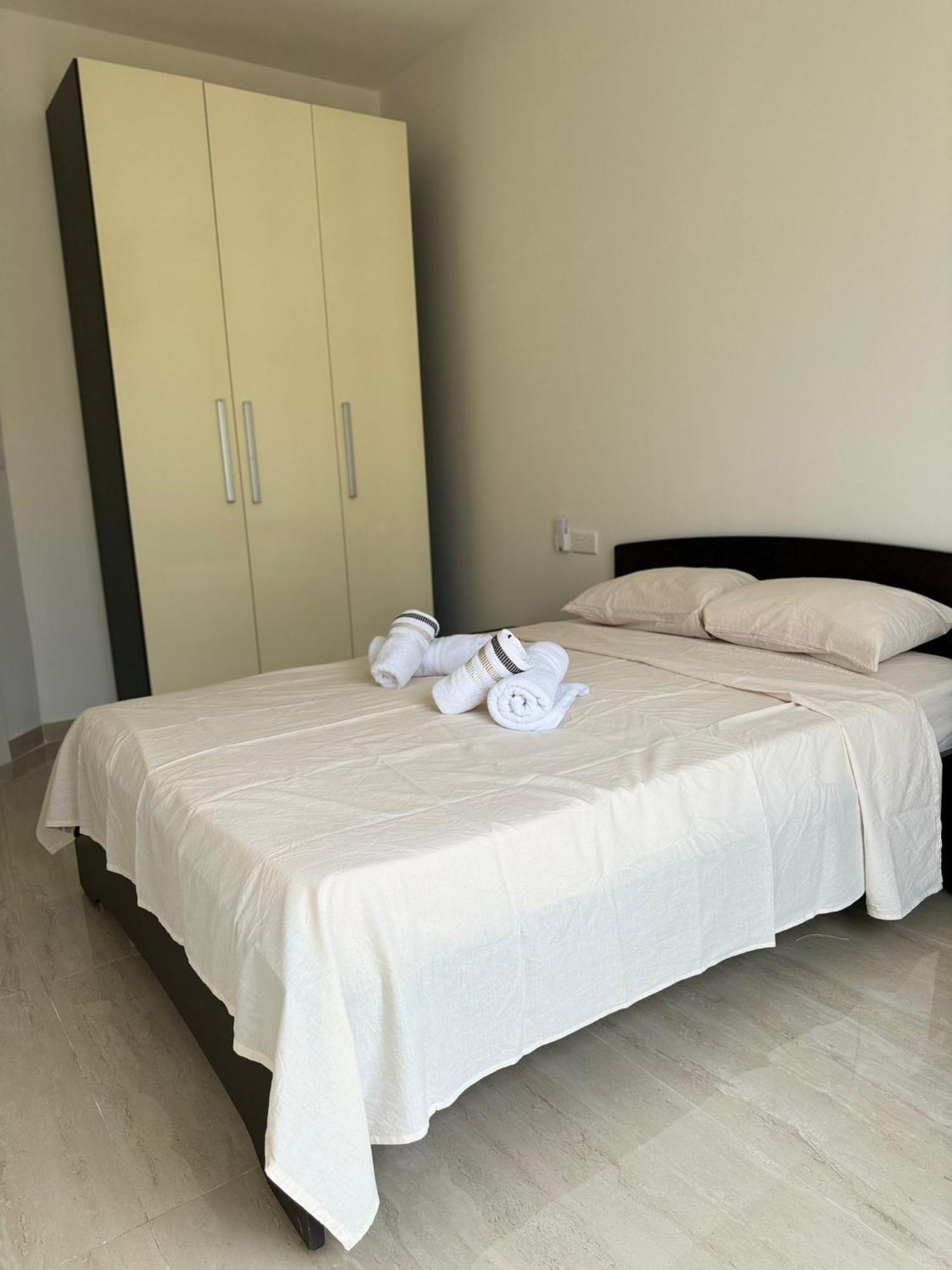 Victoria Modern Apartment Bagian luar foto