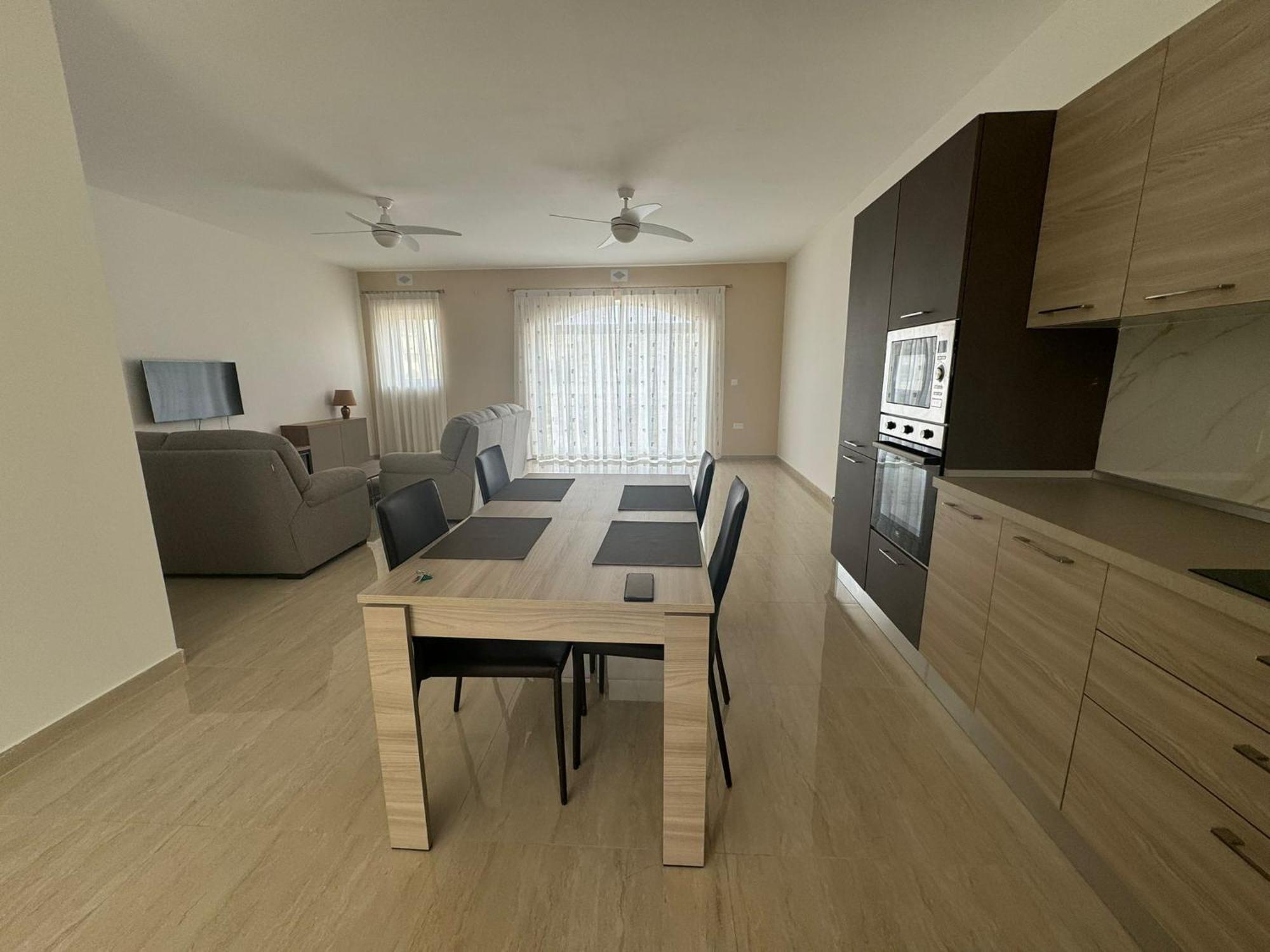 Victoria Modern Apartment Bagian luar foto